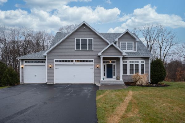 Driveway Sealing And Crack Repair - Driveway Sealing And Crack Repair Waxhaw, North Carolina